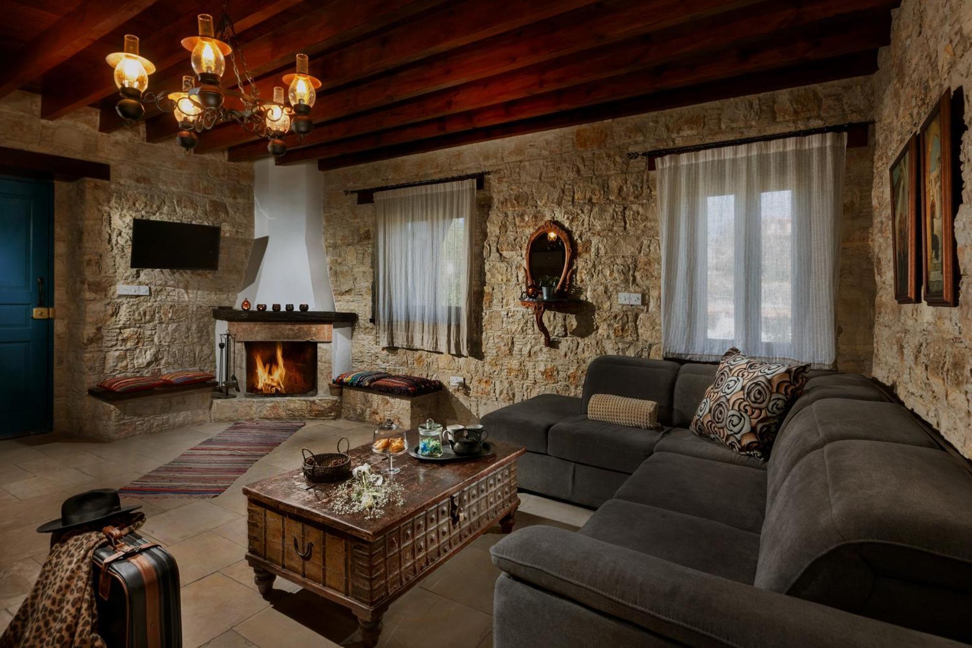 Oinoessa Traditional Boutique Guest Houses Lofou Dış mekan fotoğraf