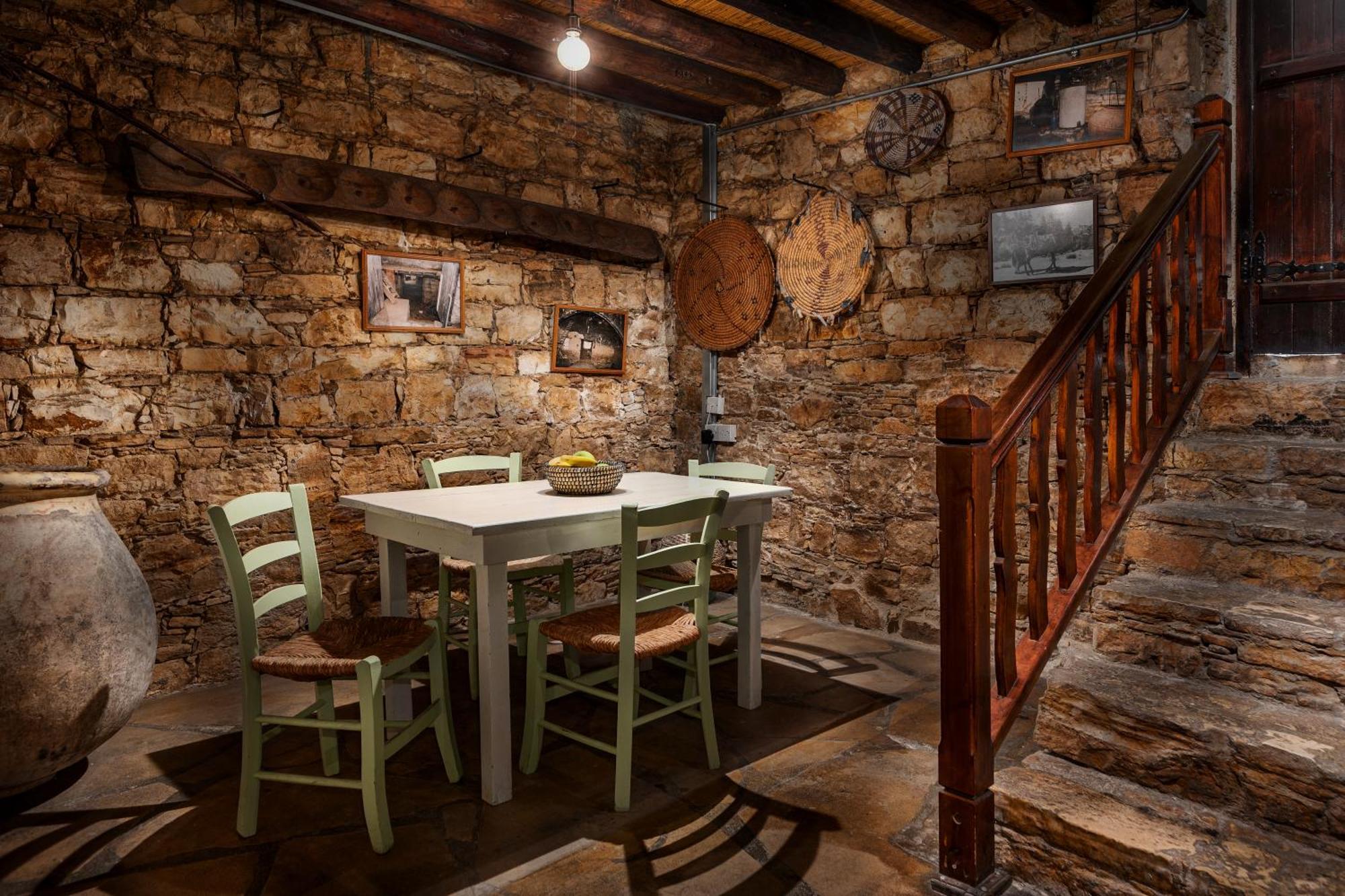 Oinoessa Traditional Boutique Guest Houses Lofou Dış mekan fotoğraf